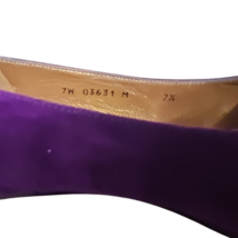 Stuart Weitzman Purple Suede Goldtone Stiletto Heel Pumps Size 7 1/2 M image 13