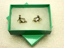 Silver Tone Screw-Back Earrings, Crystal Rhinestones, Fashion Jewelry, JWL-069 - £7.61 GBP