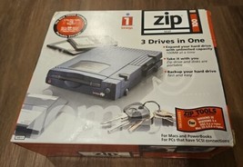 Iomega Zip 100 SCSI External Drive 100MB Portable Model 10011 NEW - Open Box - £118.50 GBP