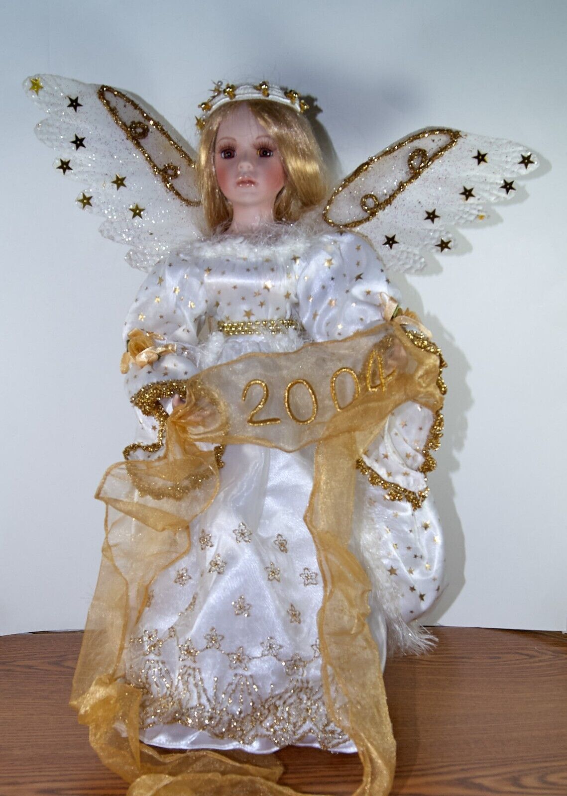 Heritage Collection Porcelain Doll 2004 Angel 18" With Stand - £13.36 GBP