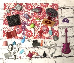 Barbie Home Goods, Electronics Accessory Lot of 32 Piece Supplies &amp; Accessories - £9.80 GBP