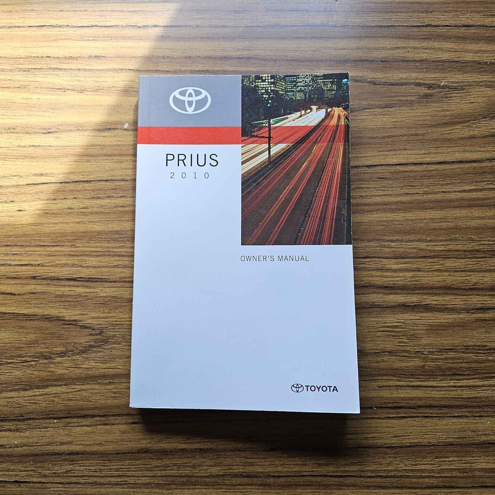 2010 Toyota Prius Owners Manual [Paperback] Toyota - $57.82