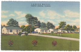 Vtg Postcard-Larsen Motel-Tarpon Springs FL-Old Cars-Linen-FL1 - £5.72 GBP