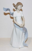 Lovely Nao By Lladro Porcelain 1425 Kissed By The Wind Girl With Sash Figurine - $64.34