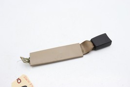 02-07 FORD F-350 SD FRONT CENTER SEAT BELT BUCKLE Q9963 - $91.95