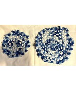 2 Vintage Blue &amp; White Doilies 2 Hand Crocheted Made in USA - $166.60 MXN