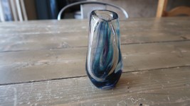 Vintage Hand Blown Glass Table Vase Signed Lisa R. Rowe 4.75&quot; - £27.45 GBP