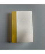  The Help by Kathryn Stockett (2009) Hardcover – Like New! Bestseller Novel - $222.99 MXN