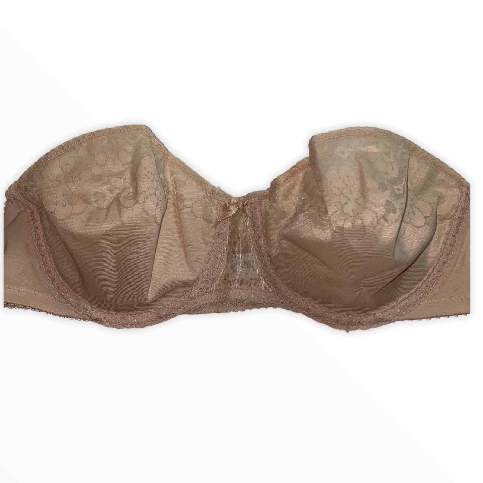 Maidenform Pretty Shapely 36B Lace Bra - $24.00