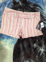 Women&#39;s WHT/FSH/GRN Stripes Tracy Evans Limited Shorts Juniors Size 5 NWT - £18.96 GBP