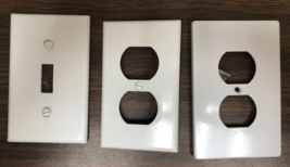 White Outlet and Switch Wallplates, Assorted, Qty 3 - $1.97