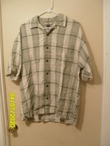 Tommy Bahama Shirt Green White Medium Short Sleeve With Pocket 100% Silk - $8.98