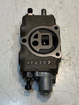 Hydraulic Control Valve Section 36403 | H74Z07 - $3,682.91 MXN