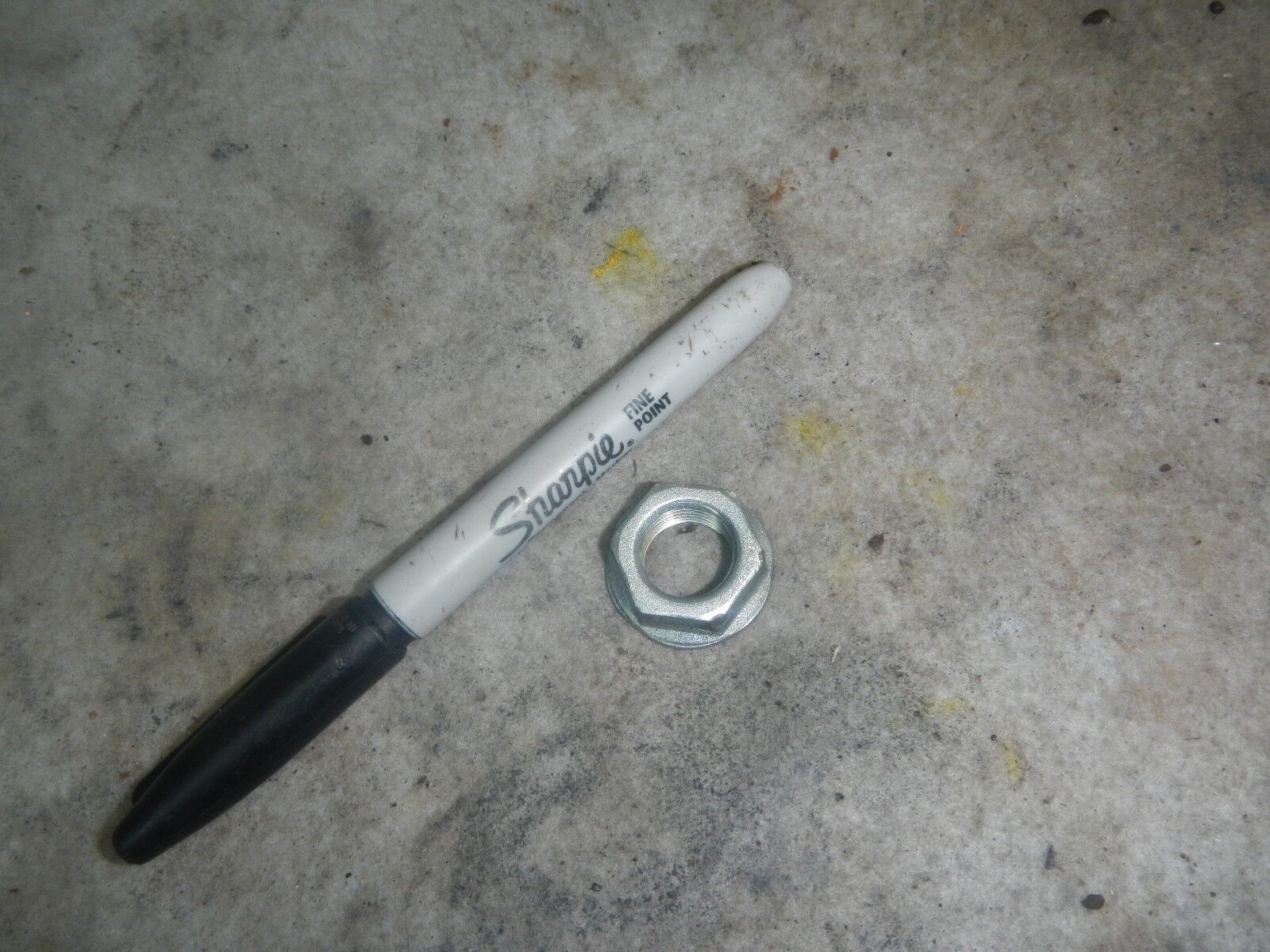 CRANK SHAFT COUNTER BALANCE DRIVE GEAR NUT 89 KAWASAKI BAYOU 300 4x4 KLF... - $7.92