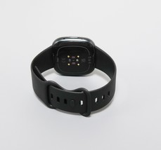 Fitbit Versa 4 Fitness Smartwatch FB523BKBK-US Graphite Aluminum / Black Large image 4