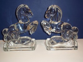 Pair (Two) New Martinsville Crystal Glass Rearing Horse Bookends 1940&#39;s No Chips - £57.52 GBP