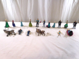 Disney Frozen Cake Toppers PVC figures Disney Princess Figure Lot of 17 Toys - £19.76 GBP