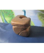 JEWISH CUBE CERAMIC 2 X2&quot; GOLDEN PAPERWEIGHT MADE IN ISRAEL - $733.66 MXN