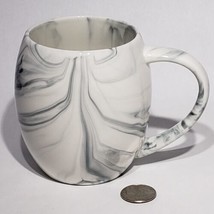 Secret Celebrity White and Gray Marbled Swirl Design 16 oz Mug RN 143627 - £10.40 GBP