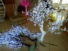 1.5M 5FT LED Christmas New year Light Crystal Cherry Blossom Tree with White Lea - £359.90 GBP