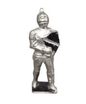 Vintage Barclay &amp; Grey Iron Metal Knight Toy 3.5&quot; 1920s / 1930s - £7.87 GBP