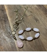 Beautiful Avon Vintage Pink Art Deco Pendant Necklace With Matching Brac... - $20.28 CAD