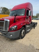 2016 Freightliner Cascadia 125 Chassis OEM 23 Gallon Complete DEF Tank - $618.75