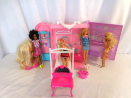 Barbie Fold Out House Bedroom Bathroom Playset Mattel 2010 + Dolls + Sty... - $19.80