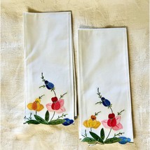 Madiera Applique Tea Towels With Embroidered Scalloped Edge VTG - £13.22 GBP