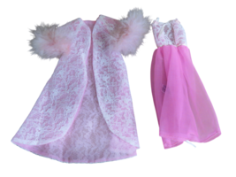Barbie VINTAGE PINK MOONBEAMS #1694 Negligee Outfit Ostrich Feather Trim... - $815.12 MXN