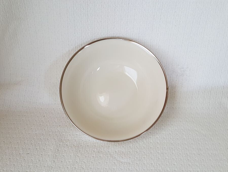 Primary image for Lenox MONTCLAIR 9.5" Round Vegetable Bowl Ivory Porcelain with Platinum Rim