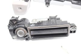 07-09 MERCEDES-BENZ W211 TRUNK LID RELEASE HANDLE GLOVE BOX LOCK W/ KEY Q9527 image 3