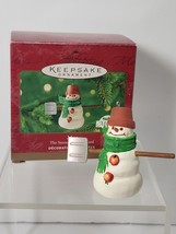 Hallmark Keepsake Ornament MAX The Snowmen of Mitford 2000 Snowman Series Shovel - £5.41 GBP