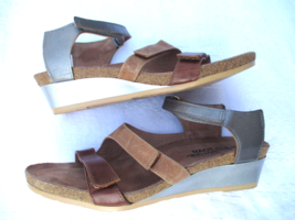 Naot Goddess Leather Sandals Colorblock Brown Mirror Silver Metallic Size 40 / 9 - £22.40 GBP