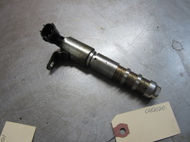 VARIABLE VALVE CAMSHAFT TIMING SOLENOID  From 2009 Buick Enclave  3.6 12... - $25.00