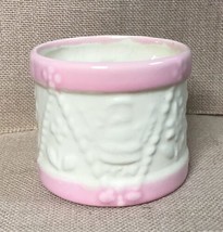 Vintage Haeger Embossed Drum Planter Off White w Pink Trim Whimsical Cottagecore - £9.49 GBP