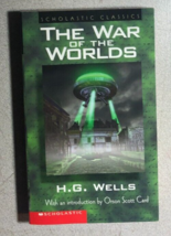 THE WAR OF THE WORLDS by H.G. Wells (2003) Scholastic paperback - £10.86 GBP