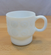 Vintage White Milk Glass Coffee Mug Tea Cup Swirl Curly Scroll &amp; Dots Em... - £11.71 GBP