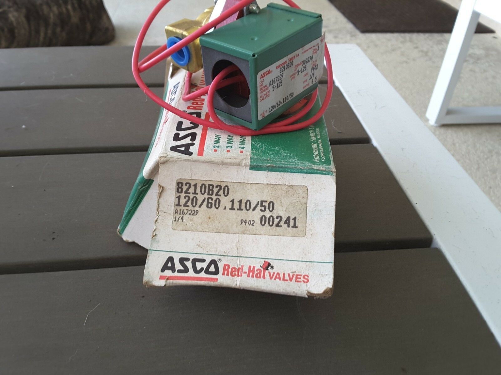 ASCO 8210B20 125PSI 1/4&quot; PIPE 120/60, 110/50 VOLTS  NEW NIB RARE $39 - $36.47
