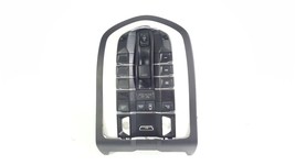 Roof Console PN: 7PP959728A OEM 11 12 13 14 15 16 17 18 Porsche Cayenne - $35.34