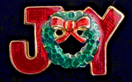 Vintage Christmas JOY Wreath Brooch Red Green Enamel Holiday Pin Festive - $22.76