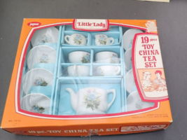 Little Lady Jaymar 19 piece Toy China Tea Set Japan New Old Stock - $12.17