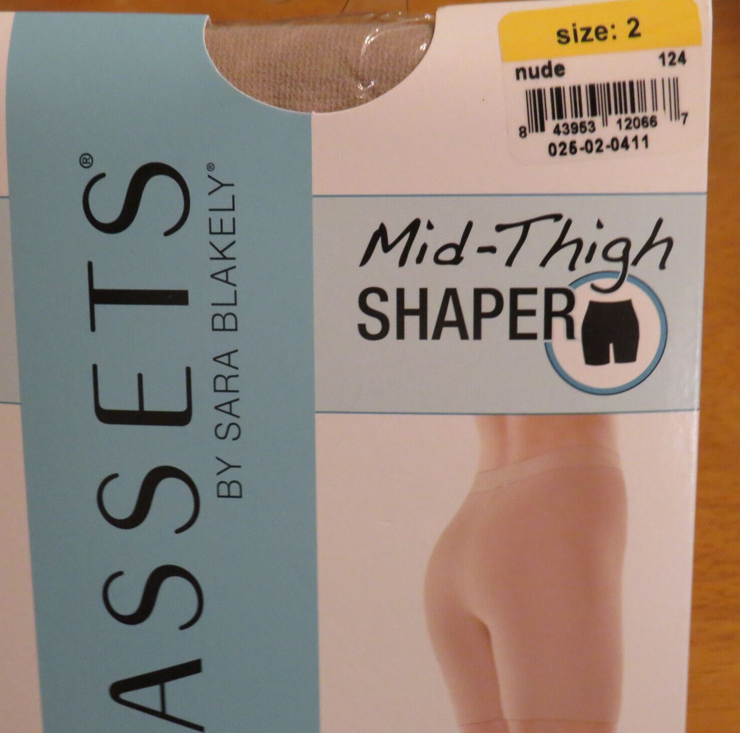 Assets By Spanx Slimming Mid Thigh Shaper In Nude Size 2 (115-150 LBS)