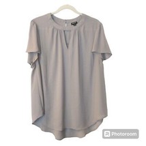 Women&#39;s Torrid Gray Georgette Keyhole Flutter Sleeve Blouse Size 2 - $25.74