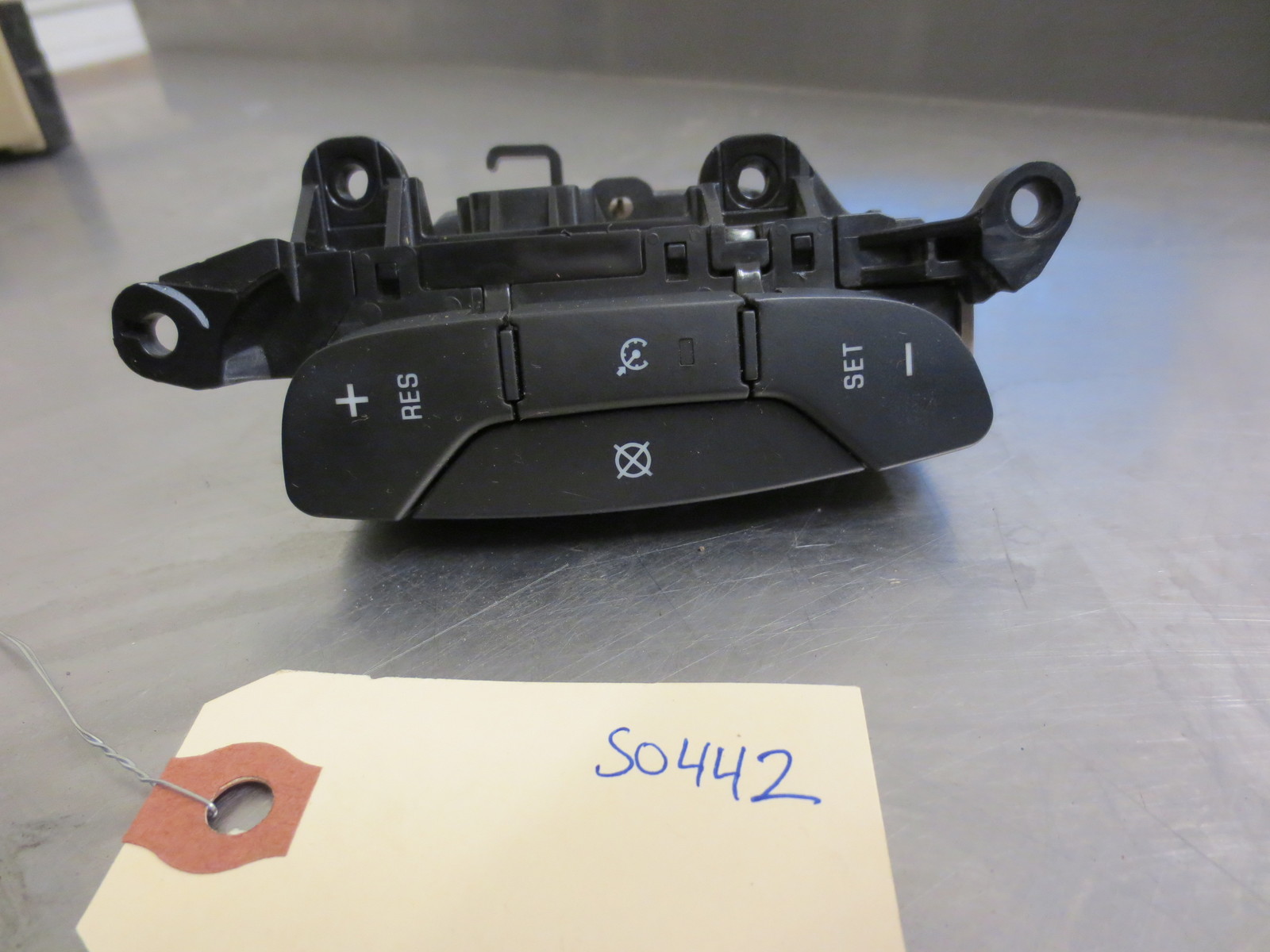 Cruise Control Switch For 06-09 BUICK LUCERNE CX 3.8 15296388 - $21.83