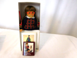 Pleasant Company American Girl Molly Mini Doll n Original Packaging with Book - $28.71