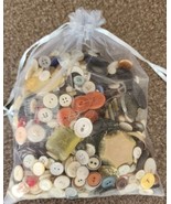 1.2# Bag of Buttons ~ Multicolor ~ Various Sizes ~ Vintage &amp; Modern Butt... - $30.69 CAD