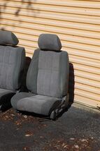 90-92 Toyota 4Runner 2Dr & 89-95 Pickup Front Folding Buckets Seats L&R image 1