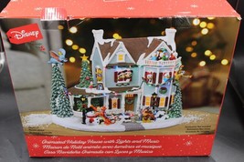 DISNEY ANIMATED HOLIDAY HOUSE WITH LIGHTS &amp; MUSIC + 8 Song- CHRISTMAS BR... - £155.80 GBP