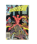 1984 Marvel Comics #213 Daredevil Mark Jewlers Insert Military Newstand Ed - $24.74